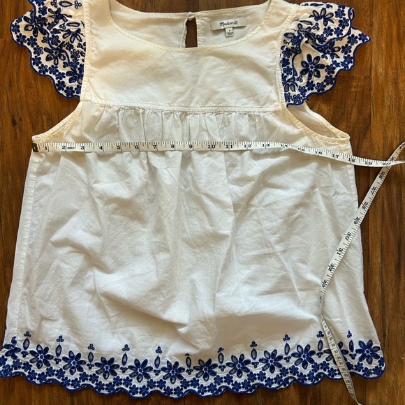 Madewell Women’s Size 4 White Shirt with Blue Embroidery on Sleeve Summer - Picture 5 of 11